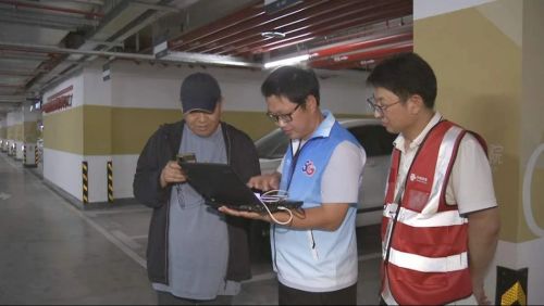 20240807102407081437.jpg 地库信号变满格 居民生活更舒心——崇明实现具备覆盖条件住宅小区地下车库移动通信网络全覆盖3.jpg