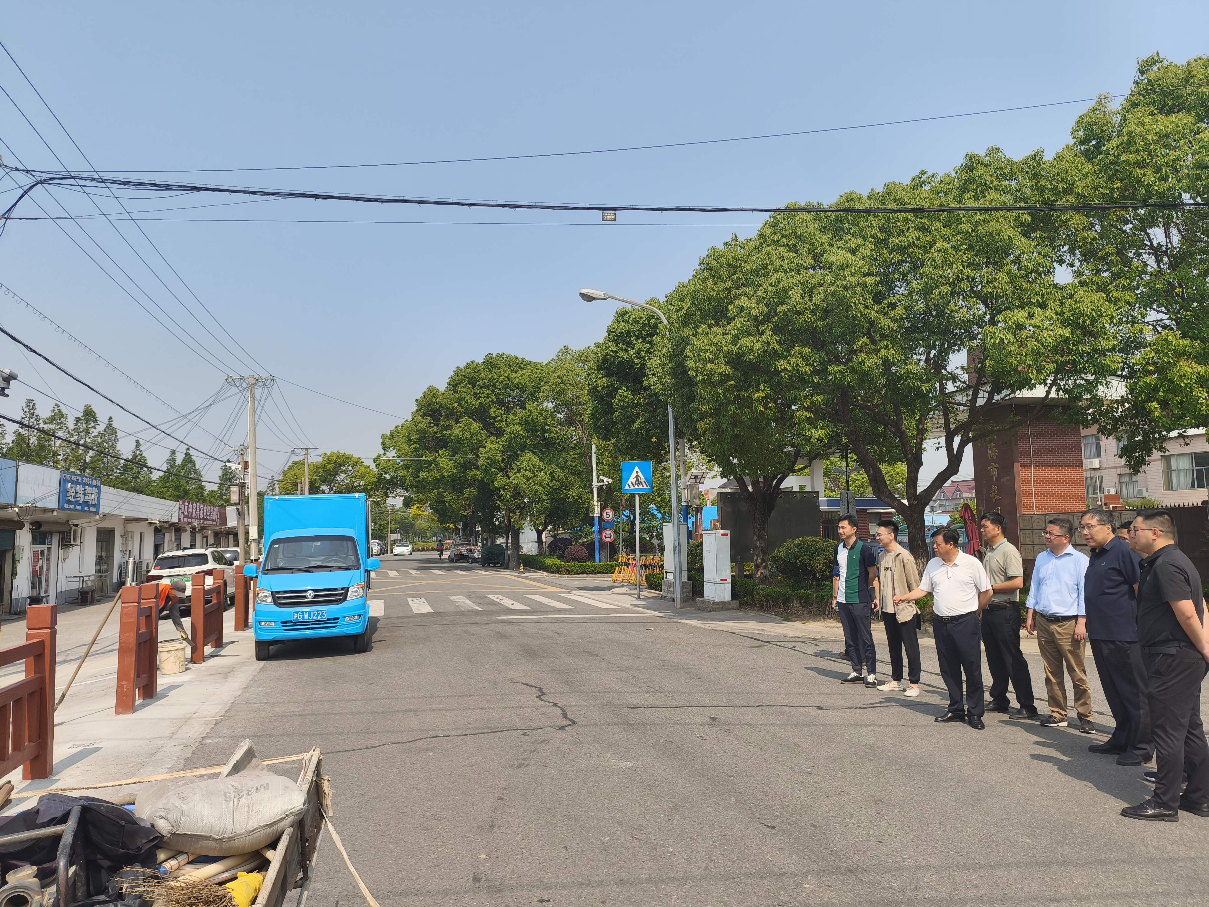 20250530-长兴镇人大督办“关于解决长明中学门前路段（长旋路）在上下学高峰时段严重拥堵问题的建议”3.jpg