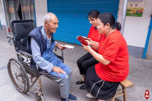 20231008101242089948.jpg 办实事 解民忧——家门口的“庭院课堂”,送课上门喽!2.jpg