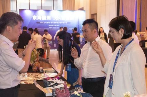 20230831094506062201.jpg 高铁为媒,崇明与成都“牵手”了!1.jpg