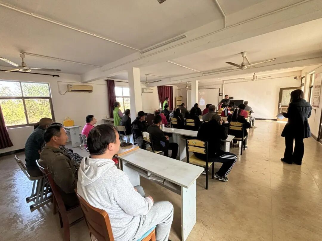 向化镇残联开展消防演练活动