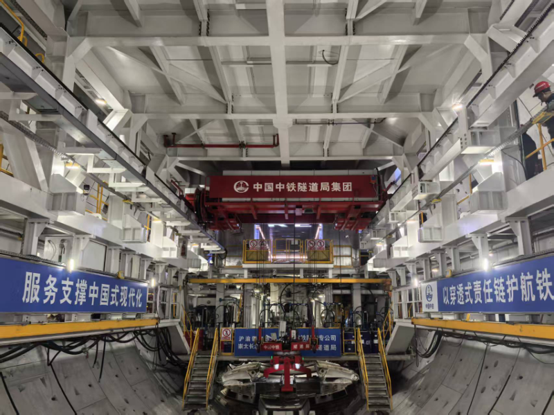 区重大办聚焦沪渝蓉高铁推进 专题协调崇明特大桥项目临时占林等事项