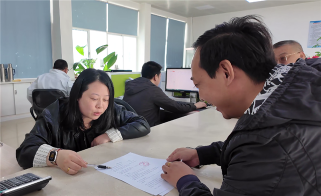 精准、高效！堡镇创新为企服务