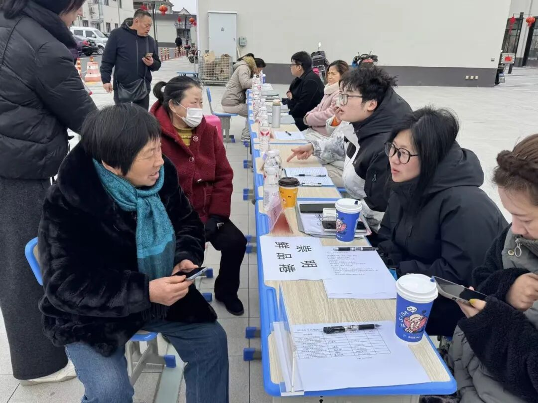 春风送岗促就业 精准服务助发展——中兴镇开展陈滧公路农业科创带专场招聘会