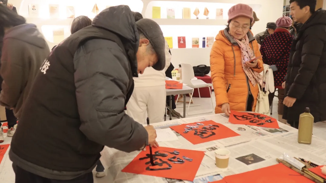 党群绘团圆，阵地春意浓