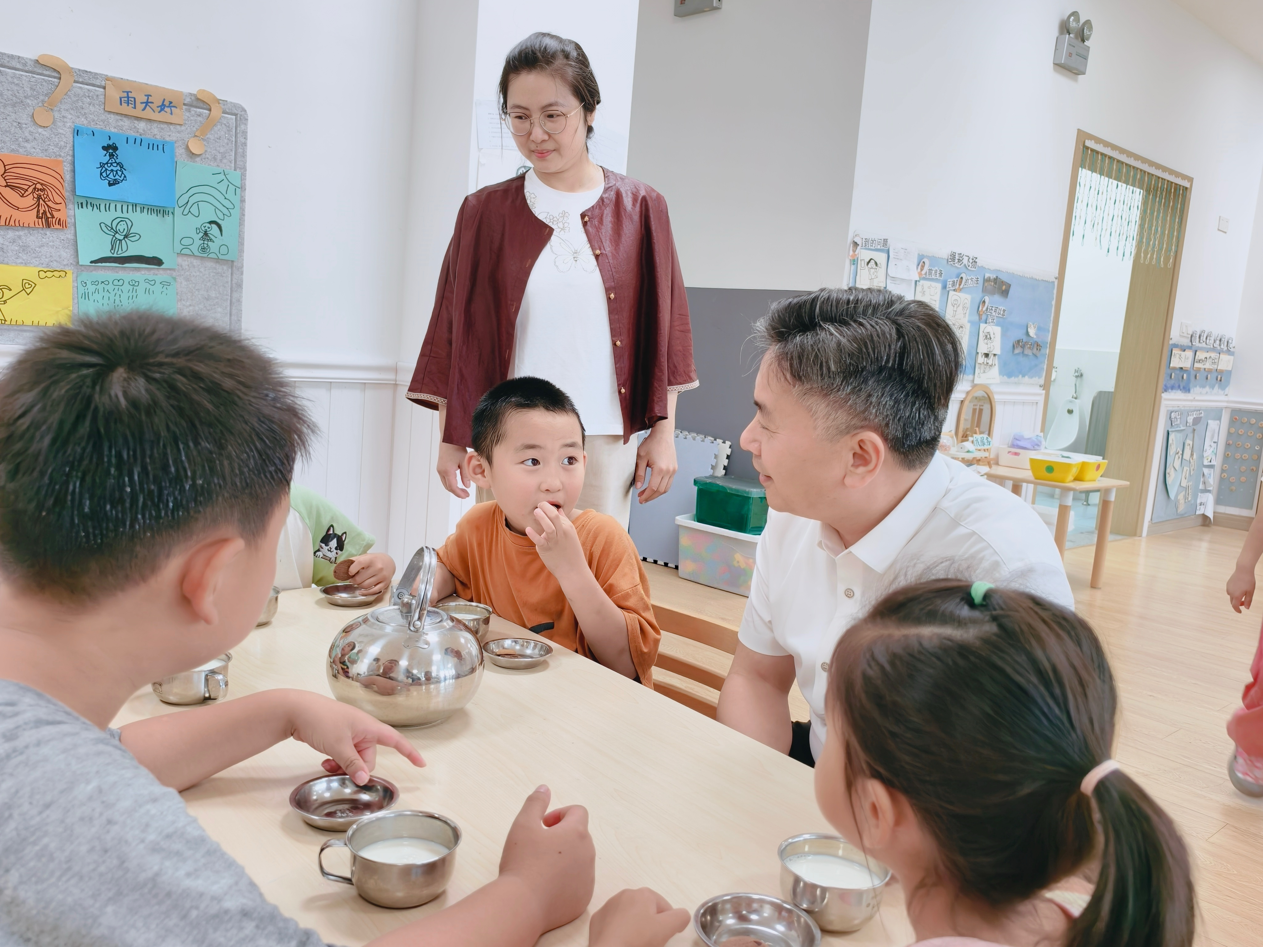 区教育局调研幼儿园幼小衔接工作