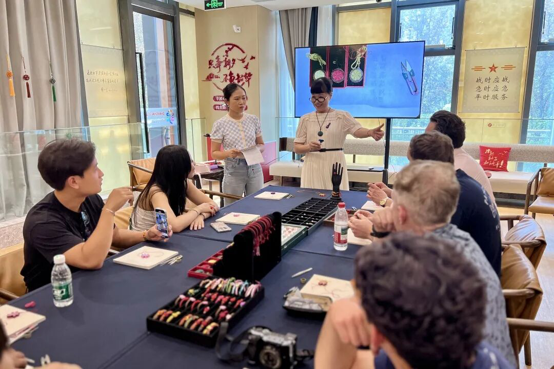 图片2.png 图片2.png