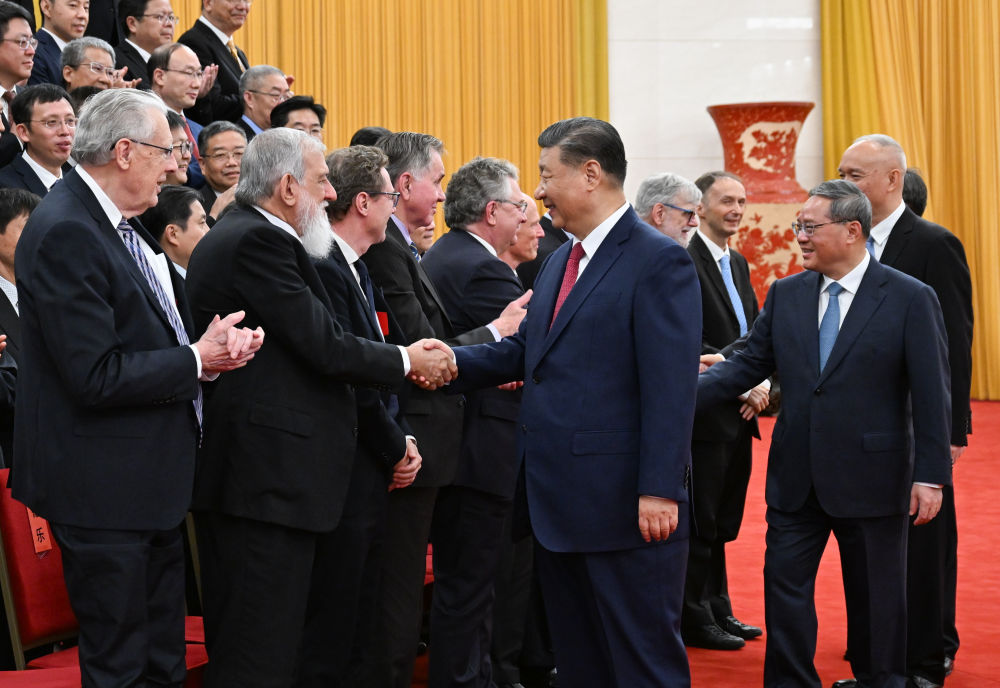 20240626135434005994.jpg 全国科技大会 国家科学技术奖励大会 两院院士大会在京召开 习近平为国家最高科学技术奖获得者等颁奖并发表重要讲话13.jpg